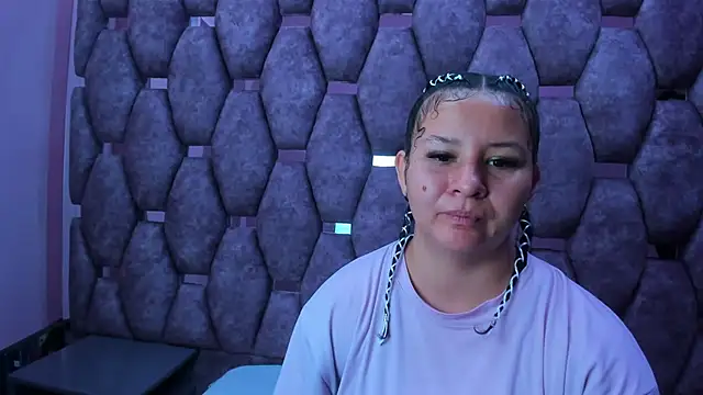 AlaSmith online show from 11.18.25