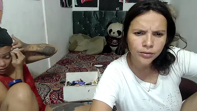 manzanahot9 online show from 03.04.25