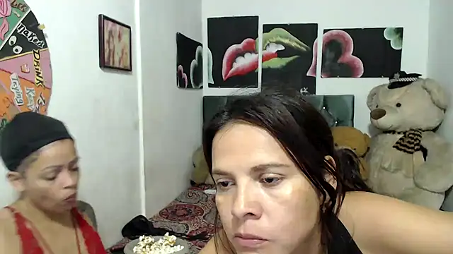 manzanahot9 online show from 03.05.25