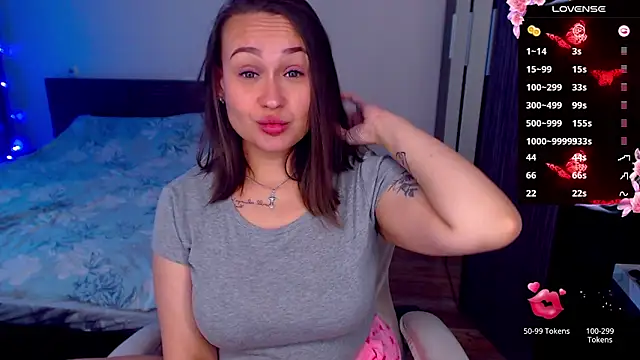 Cutie-Melanie online show from 10.22.25