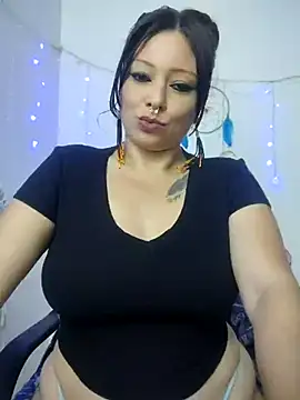 Snapshot of kristal_ktl chatting on 01.08.25 kristal ktl online show from 01.08.25