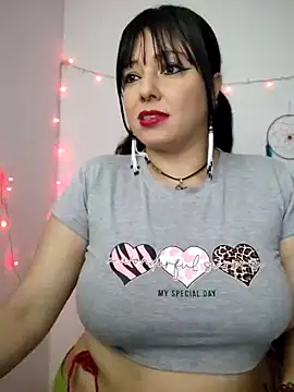 Snapshot of kristal_ktl chatting on 06.19.26 kristal ktl online show from 06.19.26