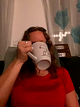 Snapshot of AnnikaRose chatting on 11.06.25 AnnikaRose online show from 11.06.25