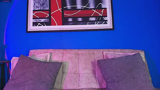 liccy hall online show from 11.14.25