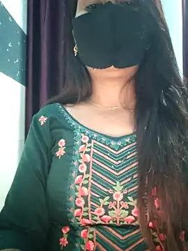 Aishwaryaa 69 online show from 02.26.25