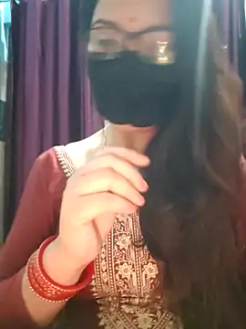 Snapshot of Aishwaryaa_69 chatting on 11.07.25 Aishwaryaa 69 online show from 11.07.25