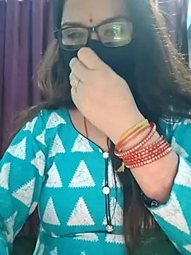 Snapshot of Aishwaryaa_69 chatting on 11.18.25 Aishwaryaa 69 online show from 11.18.25