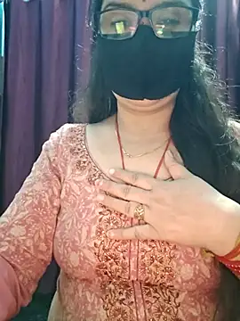 Snapshot of Aishwaryaa_69 chatting on 11.23.25 Aishwaryaa 69 online show from 11.23.25