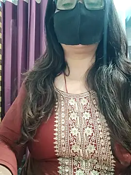 Snapshot of Aishwaryaa_69 chatting on 04.25.26 Aishwaryaa 69 online show from 04.25.26