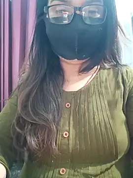 Snapshot of Aishwaryaa_69 chatting on 04.29.26 Aishwaryaa 69 online show from 04.29.26
