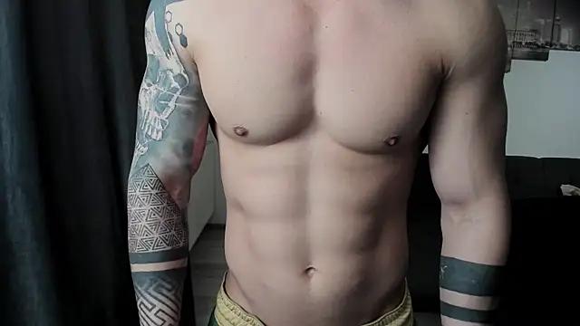 Richarddarell1 online show from 03.11.26