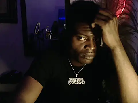 Snapshot of elnigga21 chatting on 04.10.26 elnigga21 online show from 04.10.26