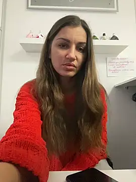 Snapshot of Lanaa19 chatting on 12.14.24 Lanaa19 online show from 12.14.24