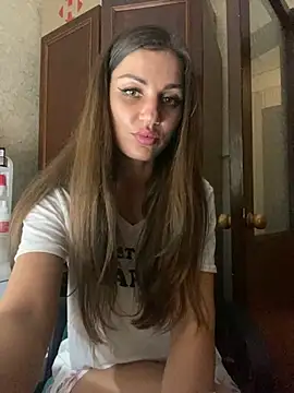 Snapshot of Lanaa19 chatting on 01.07.25 Lanaa19 online show from 01.07.25