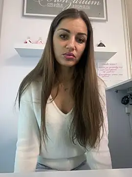 Snapshot of Lanaa19 chatting on 01.31.25 Lanaa19 online show from 01.31.25