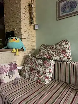 Snapshot of Lanaa19 chatting on 10.07.25 Lanaa19 online show from 10.07.25