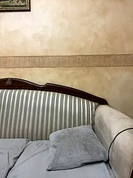 Snapshot of Lanaa19 chatting on 10.24.25 Lanaa19 online show from 10.24.25