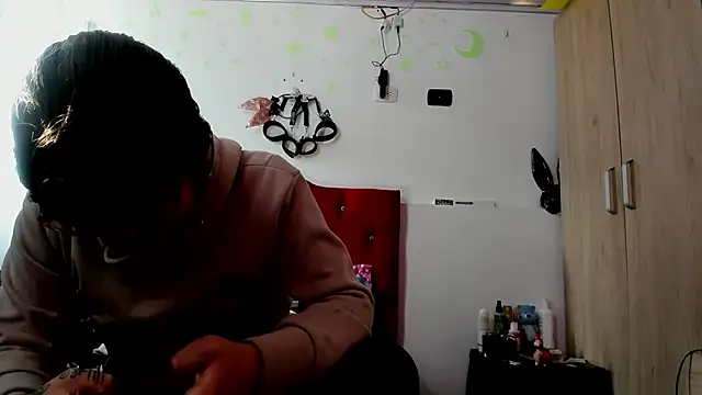 Sweet-Suck69 online show from 01.06.25