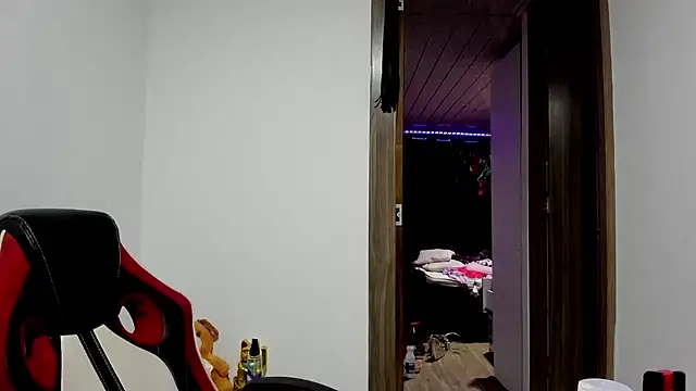 Sweet-Suck69 online show from 02.27.25