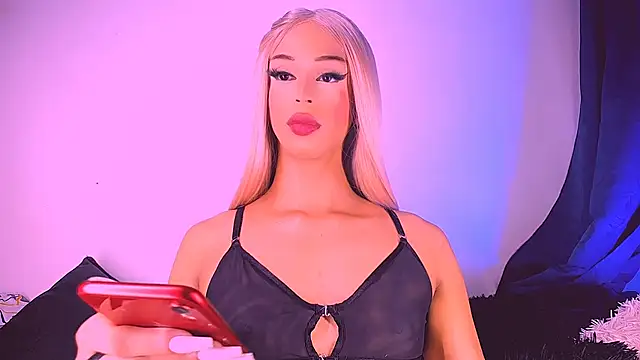 Vianca Chanel online show from 09.10.25