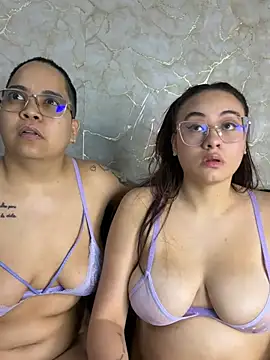 Snapshot of naughtylesbians__ chatting on 06.08.26 naughtylesbians online show from 06.08.26