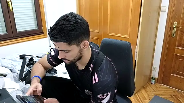 Jackyrose online show from 01.28.25