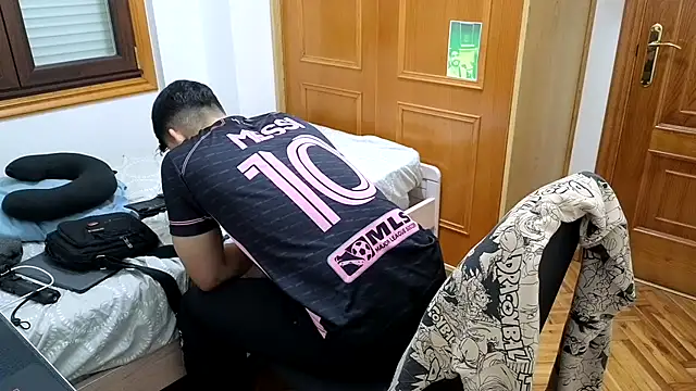 Jackyrose online show from 02.18.25