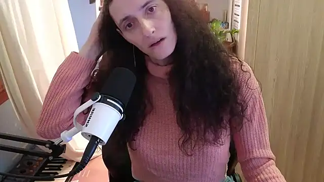 Snapshot of MemiKouki chatting on 02.26.26 MemiKouki online show from 02.26.26