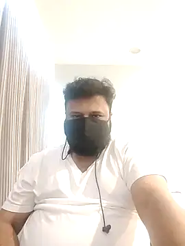Hunk-Hand6 online show from 05.01.26