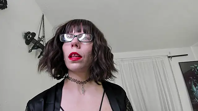 SaraDesirexo online show from 03.04.25