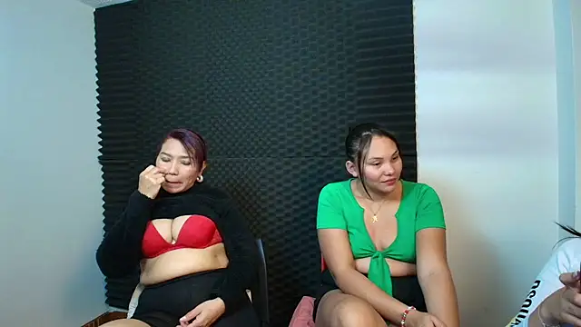 dannamomcerrat online show from 12.03.24