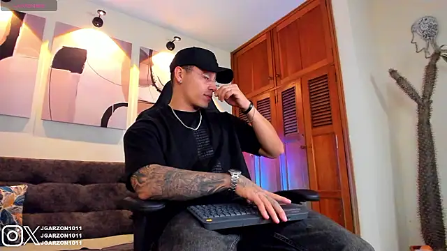 Snapshot of _joansoto chatting on 02.03.26 joansoto online show from 02.03.26