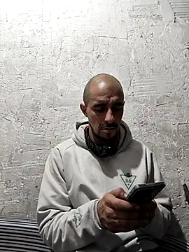 Snapshot of fire_menxxx001 chatting on 02.12.26 fire menxxx001 online show from 02.12.26