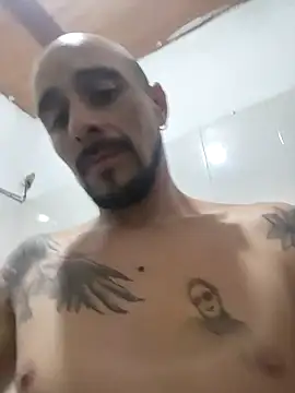 Snapshot of fire_menxxx001 chatting on 02.26.26 fire menxxx001 online show from 02.26.26