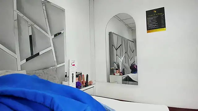 Catherinee69 x online show from 10.27.25