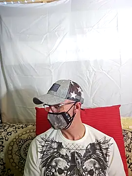 Snapshot of Cadillacninja chatting on 10.21.25 Cadillacninja online show from 10.21.25