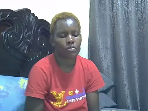 Snapshot of Divah_jojo chatting on 05.11.26 Divah jojo online show from 05.11.26