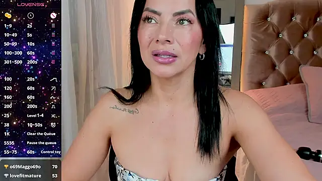 Snapshot of veronika_naughty chatting on 12.10.24 veronika naughty online show from 12.10.24