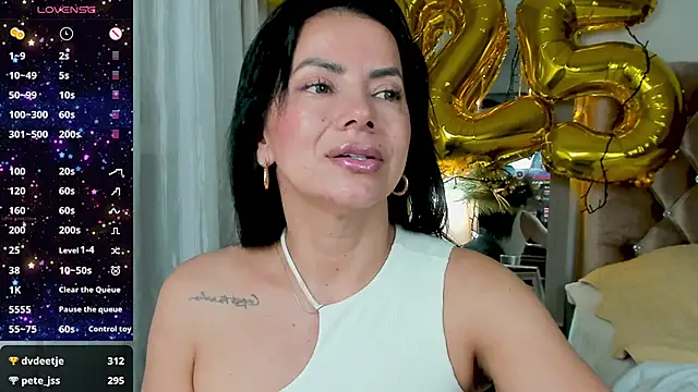 Snapshot of veronika_naughty chatting on 01.03.25 veronika naughty online show from 01.03.25