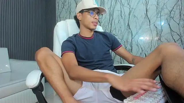 Snapshot of allens_joe chatting on 02.13.26 allens joe online show from 02.13.26