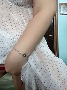 Snapshot of maialina2 chatting on 01.13.25 maialina2 online show from 01.13.25