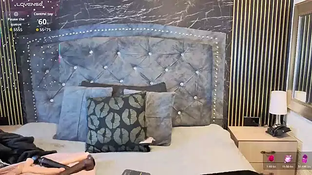 charlotte  G online show from 01.08.26