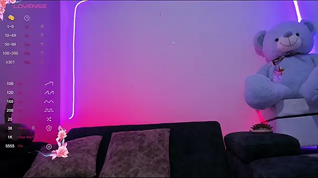 liz 25b online show from 03.29.26