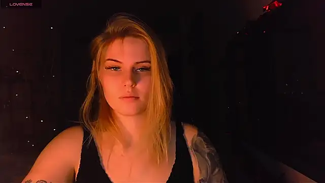 VoluptuousDreams online show from 02.01.25