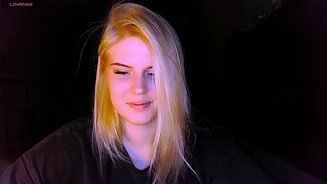VoluptuousDreams online show from 03.15.25