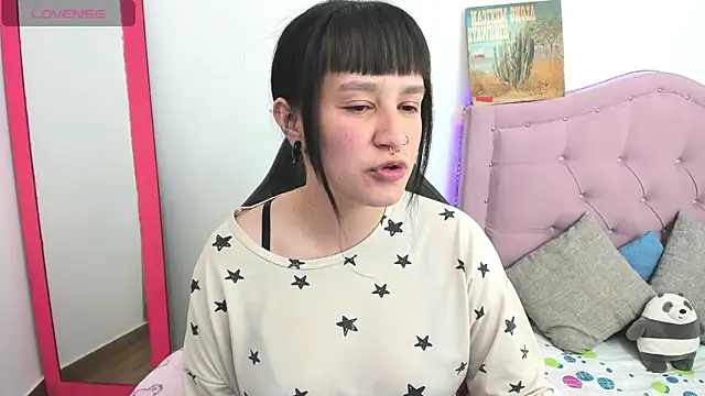 Katalina novoa online show from 03.12.25