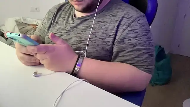 Rafa24324 online show from 04.28.26