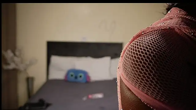 nia bell online show from 12.14.24