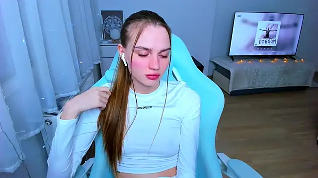 StellaLawless online show from 01.05.25