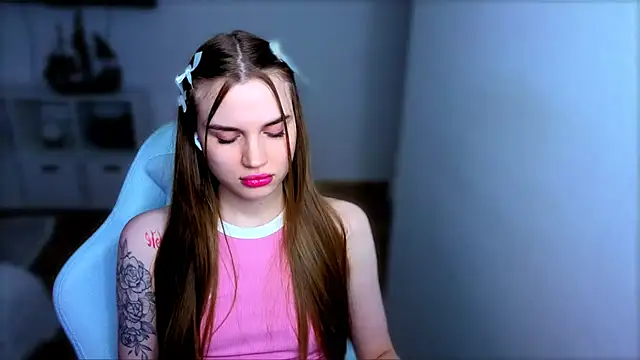 StellaLawless online show from 11.07.25